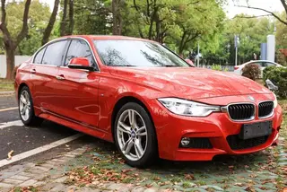 BMW 3 Series 2019 320Li M Traje de lujo exterior foto 2 BMW 3 Series 2019 320Li M Traje de lujo exterior foto 2