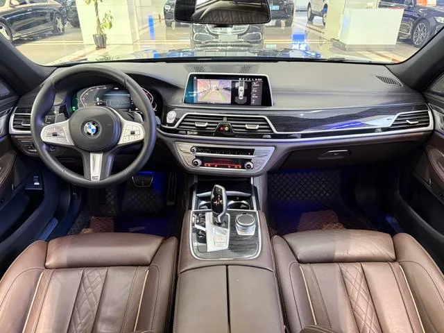 BMW 7 Series 2019 Restyling 730Li M Sports suit interior photo 12 BMW 7 Series 2019 Restyling 730Li M Sports suit interior photo 12