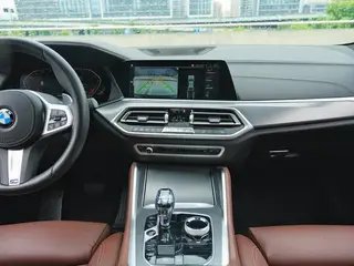 BMW X6 2020 xDrive30i M Sports suit interior photo 8