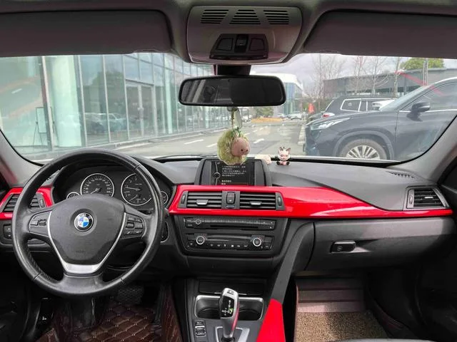 BMW 3 Series 2013 320Li Fashionable exterior photo 4