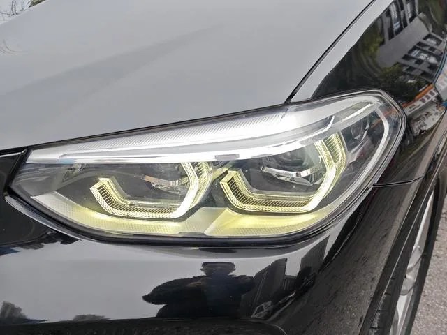 BMW X3 2020 xDrive28i M Sports suit interior photo 13