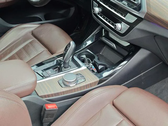 BMW X3 2020 xDrive28i M Sports suit interior photo 18