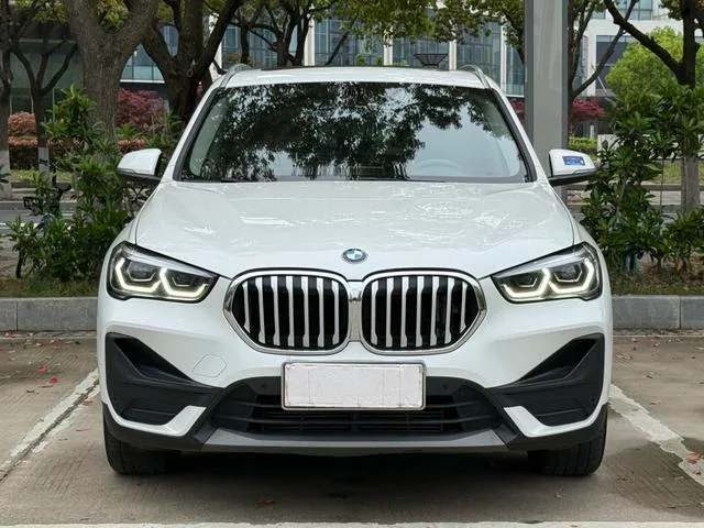 BMW X1 2022 sDrive25Li Leader extérieur photo 2 BMW X1 2022 sDrive25Li Leader extérieur photo 2