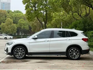 BMW X1 2022 sDrive25Li Leader extérieur photo 3 BMW X1 2022 sDrive25Li Leader extérieur photo 3
