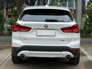 BMW X1 2022 sDrive25Li Leader extérieur photo 4 BMW X1 2022 sDrive25Li Leader extérieur photo 4