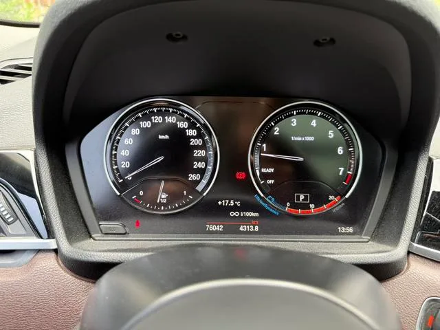 BMW X1 2022 sDrive25Li Leader intérieur photo 15 BMW X1 2022 sDrive25Li Leader intérieur photo 15