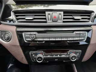 BMW X1 2022 sDrive25Li Leader intérieur photo 17 BMW X1 2022 sDrive25Li Leader intérieur photo 17