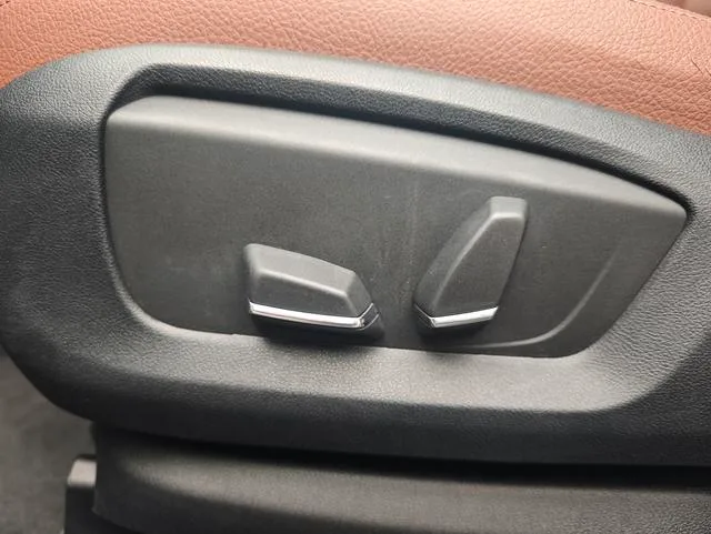 BMW 5 Series GT 2015 528i Líder interior foto 15 BMW 5 Series GT 2015 528i Líder interior foto 15