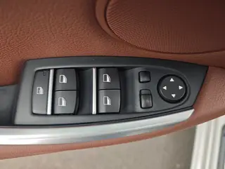 BMW 5 Series GT 2015 528i Líder interior foto 17 BMW 5 Series GT 2015 528i Líder interior foto 17