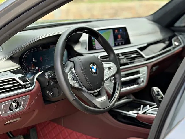 BMW 7 Series 2021 740Li xDrive Tipo administrativo Traje de lujo exterior foto 4 BMW 7 Series 2021 740Li xDrive Tipo administrativo Traje de lujo exterior foto 4