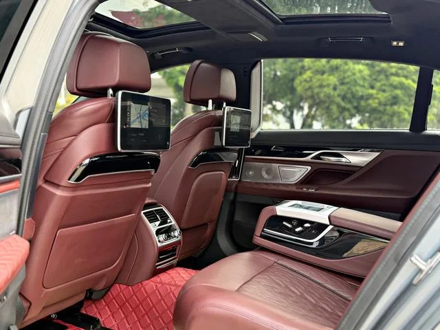 BMW 7 Series 2021 740Li xDrive Tipo administrativo Traje de lujo exterior foto 6 BMW 7 Series 2021 740Li xDrive Tipo administrativo Traje de lujo exterior foto 6