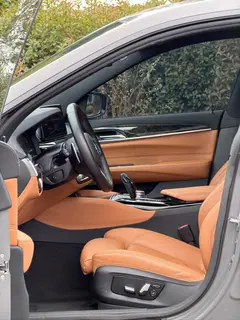 BMW 6 Series GT 2021 Restyling 630i M Sports suit interior photo 12 BMW 6 Series GT 2021 Restyling 630i M Sports suit interior photo 12