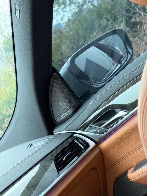 BMW 6 Series GT 2021 Restyling 630i M Sports suit interior photo 17 BMW 6 Series GT 2021 Restyling 630i M Sports suit interior photo 17