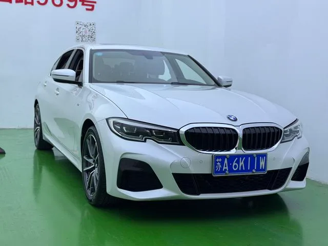 BMW 3 Series 2020 320Li M Sports suit exterior photo 3