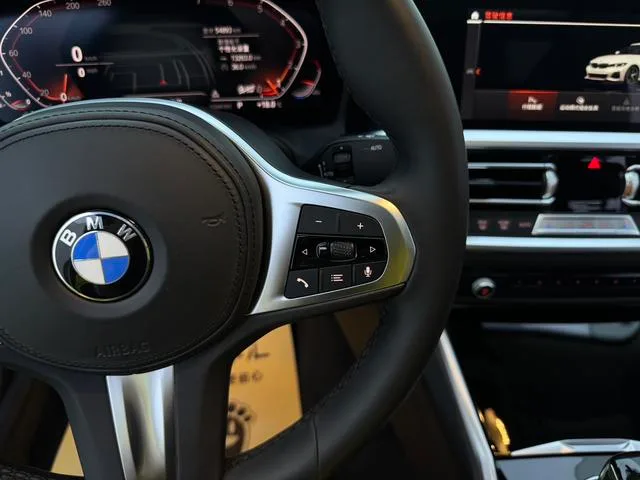 BMW 3 Series 2020 320Li M Sports suit interior photo 18