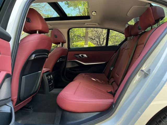 BMW 3 Series 2021 320Li M Sports suit interior photo 16 BMW 3 Series 2021 320Li M Sports suit interior photo 16