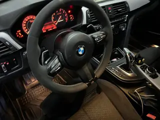 BMW 3 Series 2016 320i M Sporty exterior photo 5 BMW 3 Series 2016 320i M Sporty exterior photo 5
