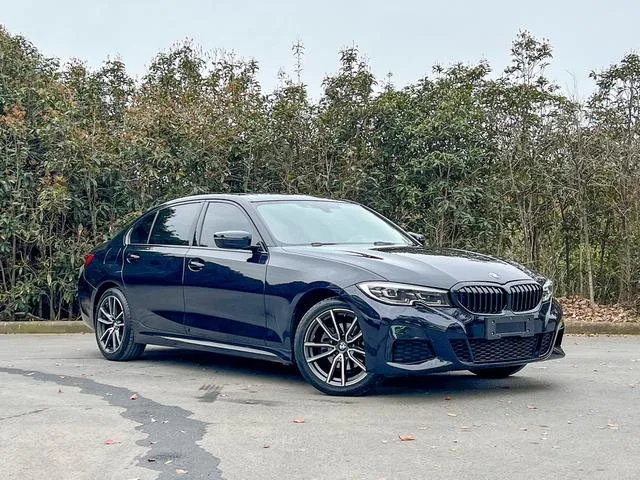 BMW 3 Series 2021 320Li M Conjunto deportivo exterior foto 3 BMW 3 Series 2021 320Li M Conjunto deportivo exterior foto 3