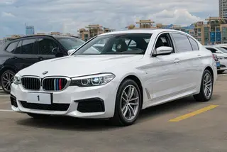 BMW 5 Series 2020 525Li M Ensemble de sport