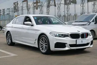 BMW 5 Series 2020 525Li M Ensemble de sport extérieur photo 2