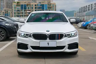 BMW 5 Series 2020 525Li M Ensemble de sport extérieur photo 3