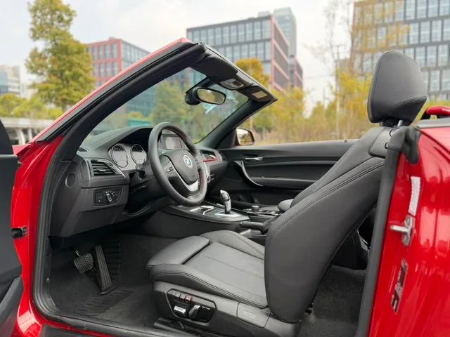 BMW 2 Series 2019 225i Convertible Coupe Sports Design Suit exterior photo 7