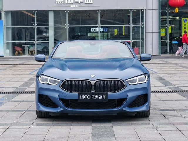 BMW 8 Series 2019 840i El coupé convertible debuta en edición limitada exterior foto 3 BMW 8 Series 2019 840i El coupé convertible debuta en edición limitada exterior foto 3