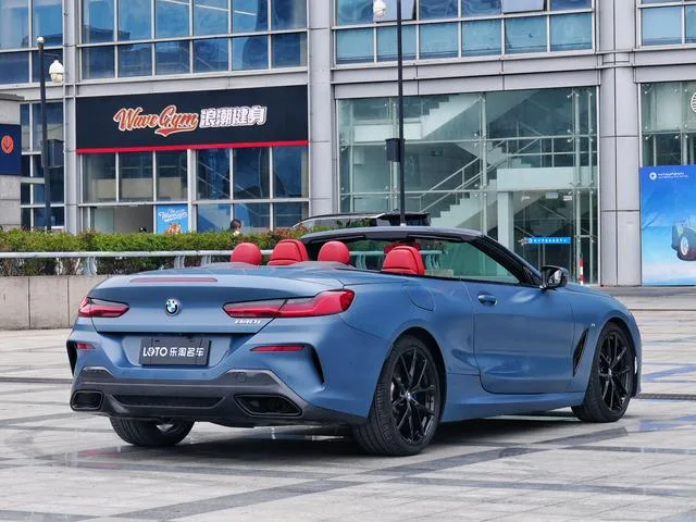 BMW 8 Series 2019 840i El coupé convertible debuta en edición limitada exterior foto 5 BMW 8 Series 2019 840i El coupé convertible debuta en edición limitada exterior foto 5