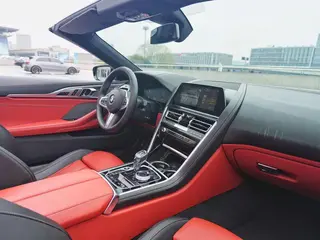 BMW 8 Series 2019 840i El coupé convertible debuta en edición limitada interior foto 7 BMW 8 Series 2019 840i El coupé convertible debuta en edición limitada interior foto 7