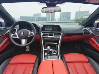 BMW 8 Series 2019 840i El coupé convertible debuta en edición limitada interior foto 8 BMW 8 Series 2019 840i El coupé convertible debuta en edición limitada interior foto 8