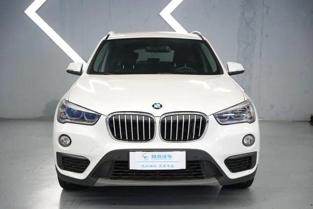 BMW X1 2016 sDrive18Li Premium Class exterior photo 2