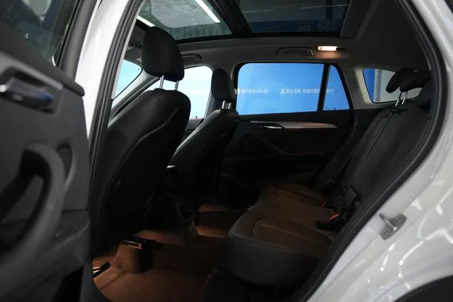 BMW X1 2016 sDrive18Li Premium Class exterior photo 5