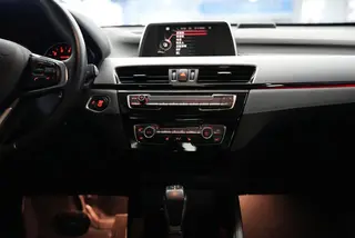 BMW X1 2016 sDrive18Li Premium Class interior photo 16
