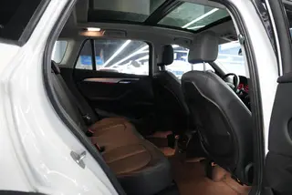 BMW X1 2016 sDrive18Li Premium Class interior photo 19