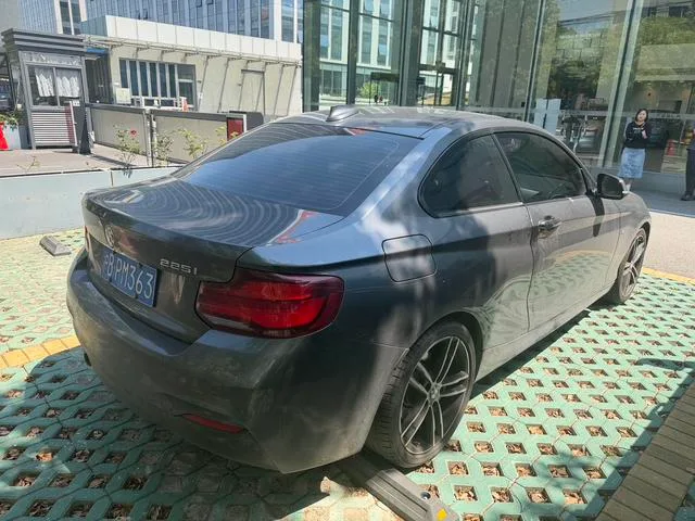 BMW 2 Series 2019 225i Premium Class M Sports suit exterior photo 3 BMW 2 Series 2019 225i Premium Class M Sports suit exterior photo 3