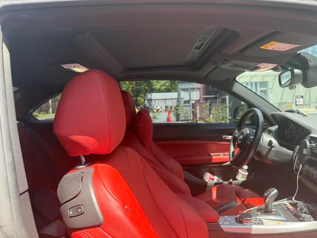 BMW 2 Series 2019 225i Premium Class M Sports suit interior photo 7 BMW 2 Series 2019 225i Premium Class M Sports suit interior photo 7