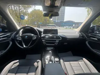 BMW X3 2018 xDrive25i Traje de lujo País V exterior foto 10 BMW X3 2018 xDrive25i Traje de lujo País V exterior foto 10