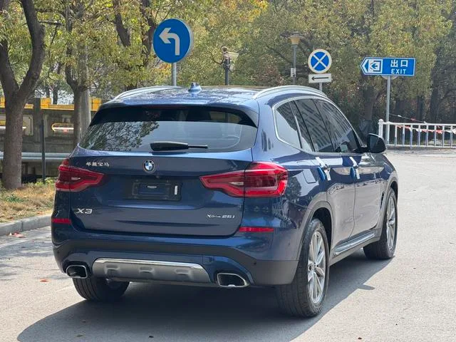 BMW X3 2018 xDrive25i Traje de lujo País V interior foto 20 BMW X3 2018 xDrive25i Traje de lujo País V interior foto 20