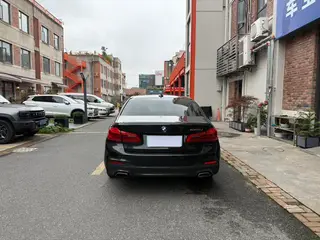 BMW 5 Series 2019 Mise à jour 530Li Leader M Ensemble de sport extérieur photo 6 BMW 5 Series 2019 Mise à jour 530Li Leader M Ensemble de sport extérieur photo 6