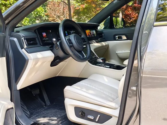 Li Auto ONE 2021 Extensión de rango 6 Placa del asiento exterior foto 4