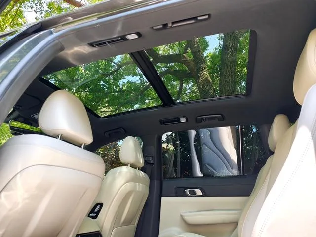 Li Auto ONE 2021 Extensión de rango 6 Placa del asiento interior foto 7