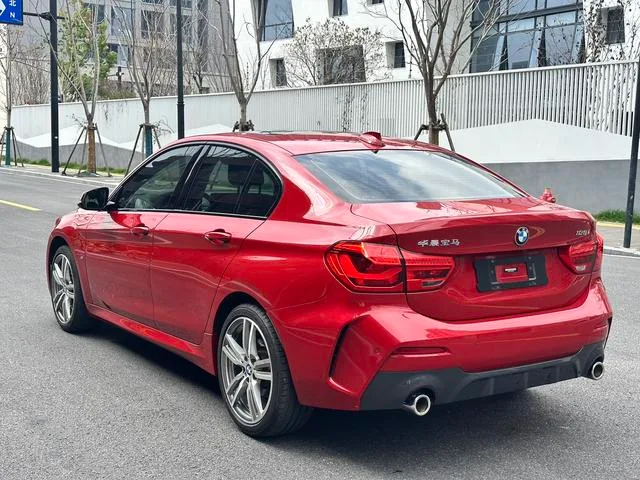 BMW 1 Series 2020 125i Leading Type M Sports suit exterior photo 7
