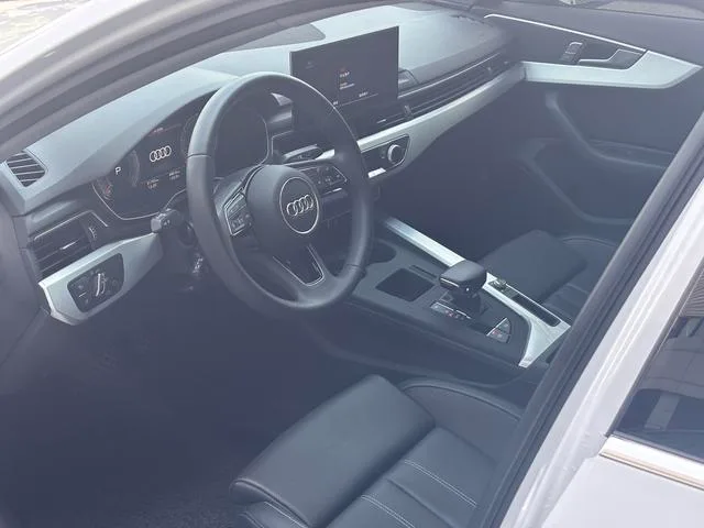 Audi A4L 2024 40 TFSI Fashion dynamic type interior photo 11