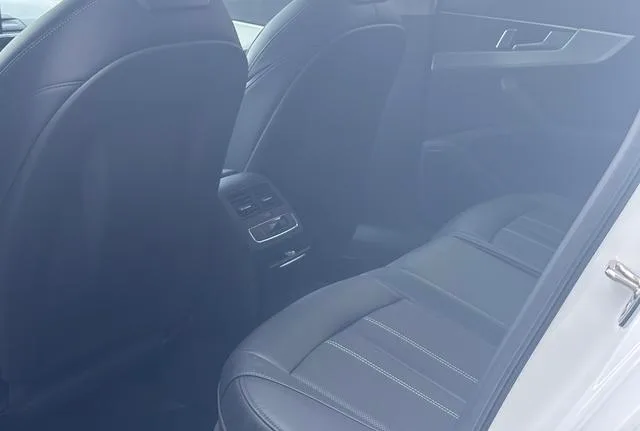 Audi A4L 2024 40 TFSI Fashion dynamic type interior photo 13