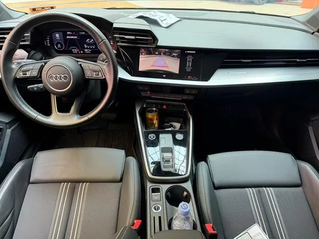 Audi A3 2024 A3L Limousine 35 TFSI Fashion Sport interior photo 9