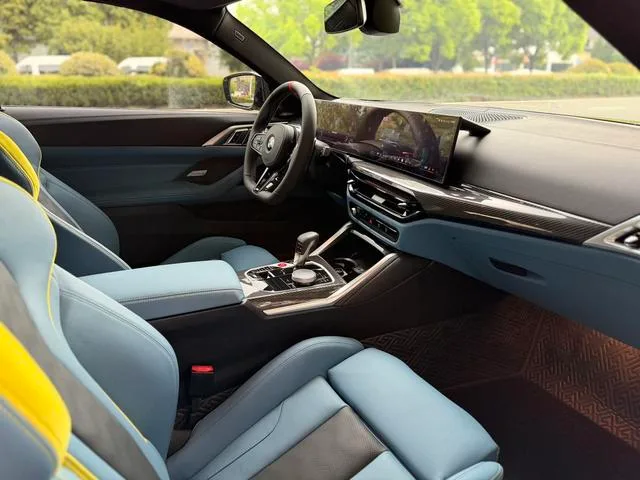 BMW M4 2024 M4 Coupe M xDrive Thunder Edition interior photo 10