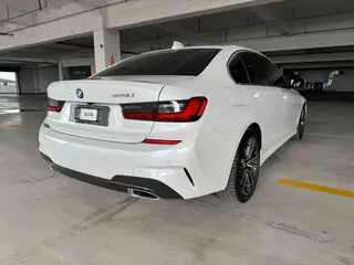 BMW 3 Series 2022 325Li M Sports suit interior photo 7