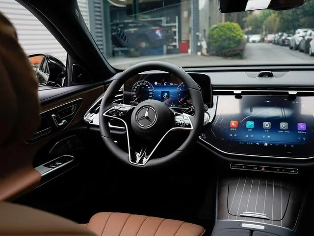 Mercedes-Benz E-Class 2026 E 300 L Luxury type Passenger car interior photo 10
