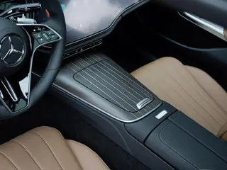 Mercedes-Benz E-Class 2026 E 300 L Luxury type Passenger car interior photo 13