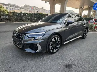 Audi A3 2024 A3L Limousine 35 TFSI Élégant à la mode